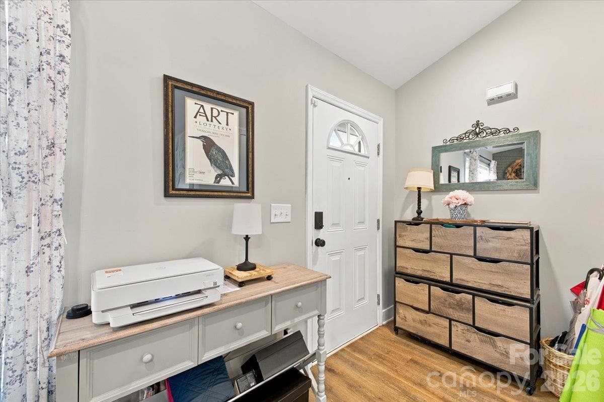 Single Family Residence at 546 Pennyfields Lane, Clover, photo 4 of 33