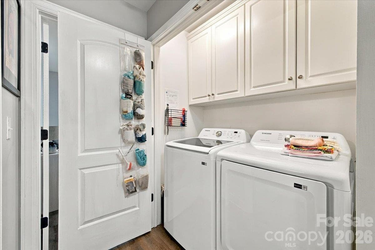 Single Family Residence at 546 Pennyfields Lane, Clover, photo 26 of 33