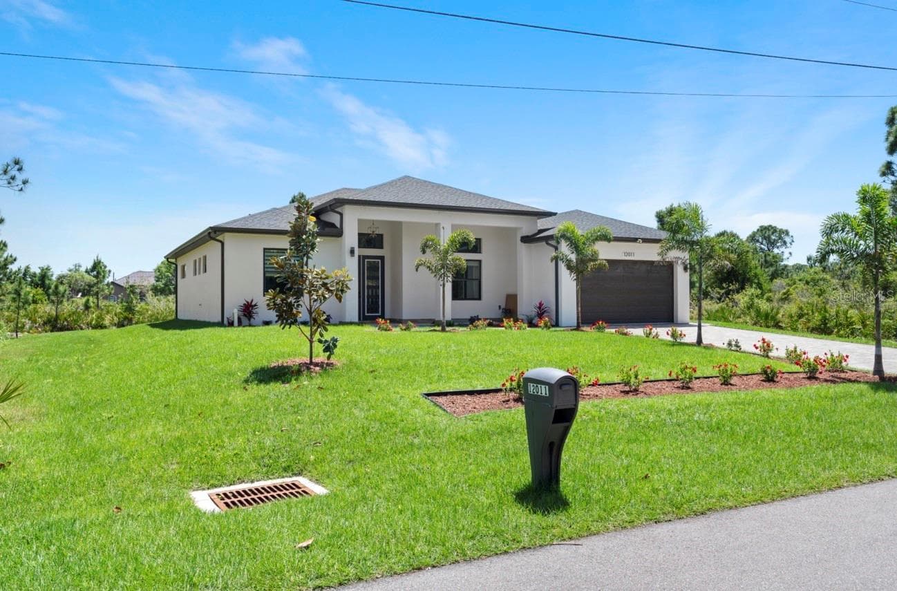 Single Family Residence at 12011 MALLORCA AVE, NORTH PORT, photo 6 of 48