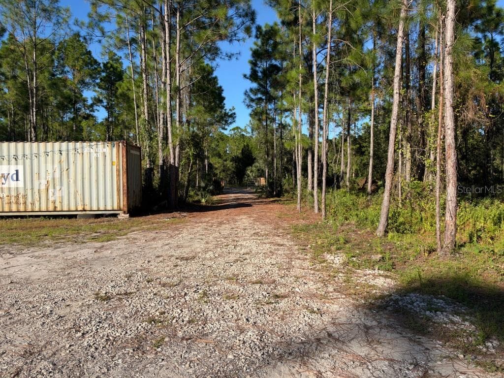 Manufactured Home at 8961 FREEDOM RD, MIMS, photo 8 of 34