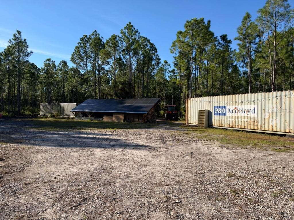 Manufactured Home at 8961 FREEDOM RD, MIMS, photo 10 of 34
