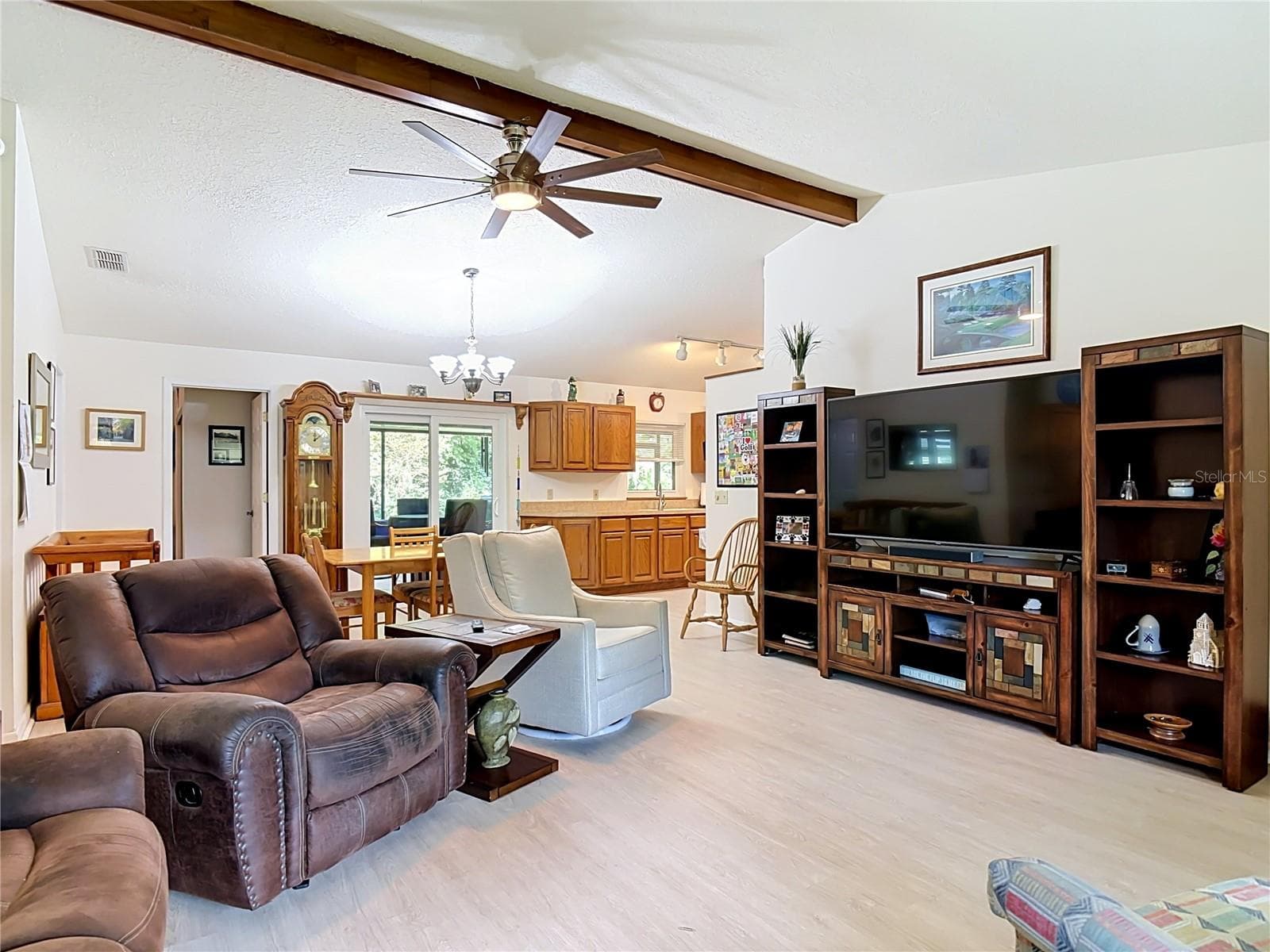 Single Family Residence at 469 S FREDERICK AVE, ORANGE CITY, photo 6 of 40