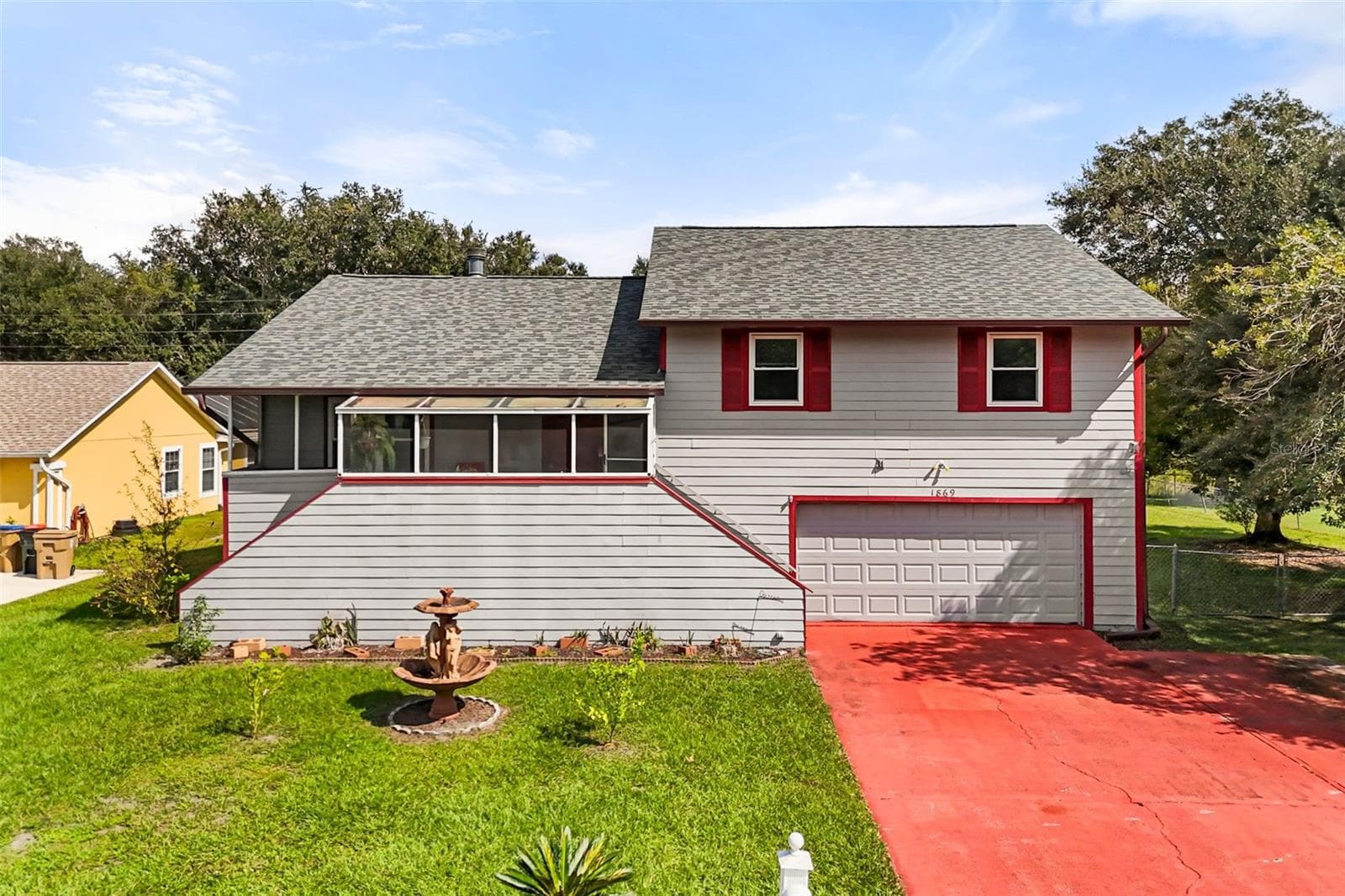 Single Family Residence at 1869 KINGS POINT BLVD, KISSIMMEE, photo 2 of 34