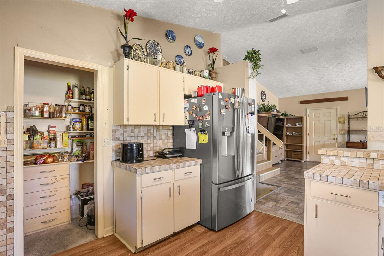 Single Family Residence at 1869 KINGS POINT BLVD, KISSIMMEE, photo 9 of 34