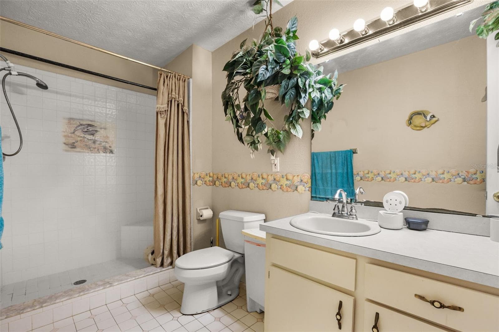 Single Family Residence at 1869 KINGS POINT BLVD, KISSIMMEE, photo 13 of 34