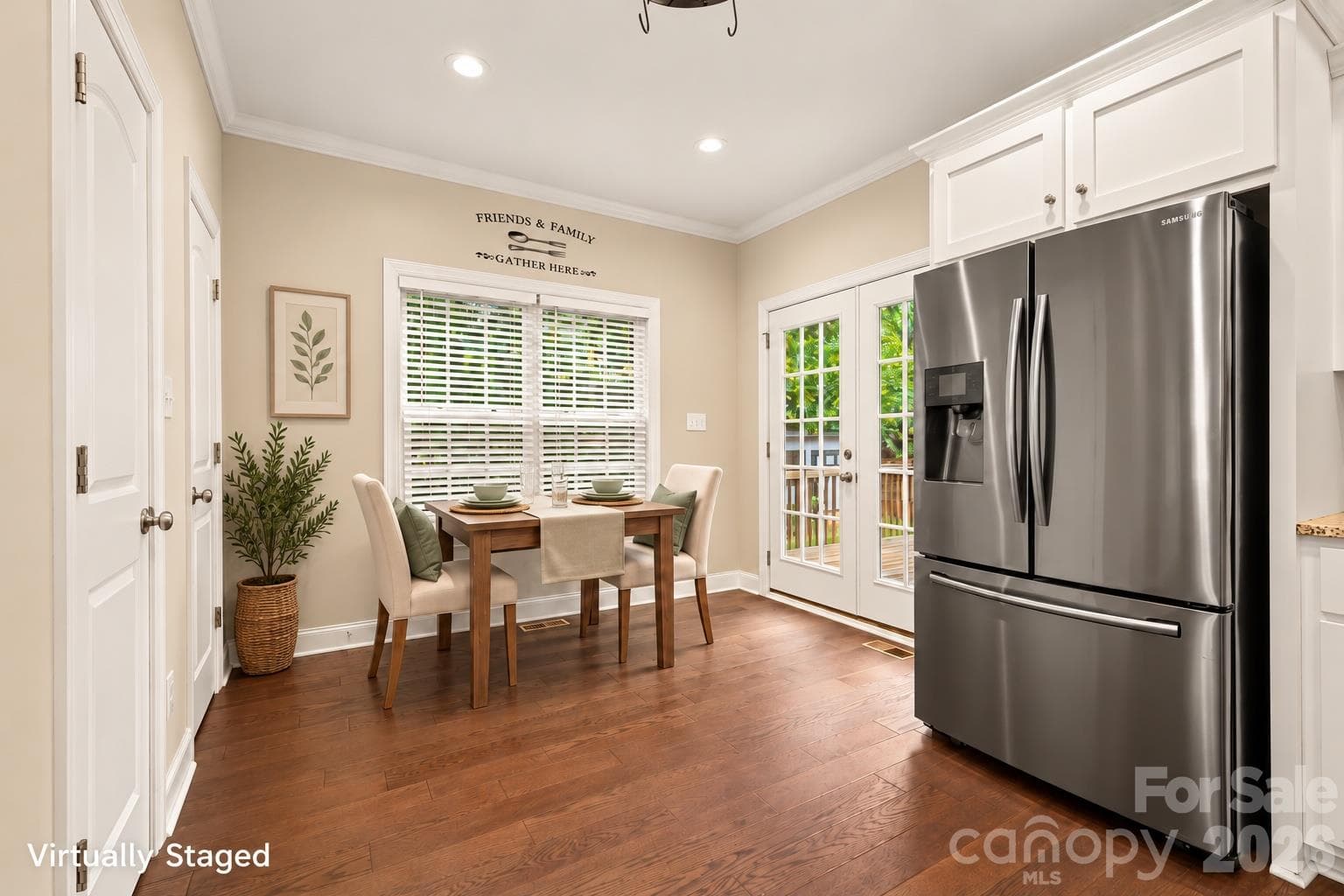 Single Family Residence at 3743 Travertine Drive, Lancaster, photo 11 of 35