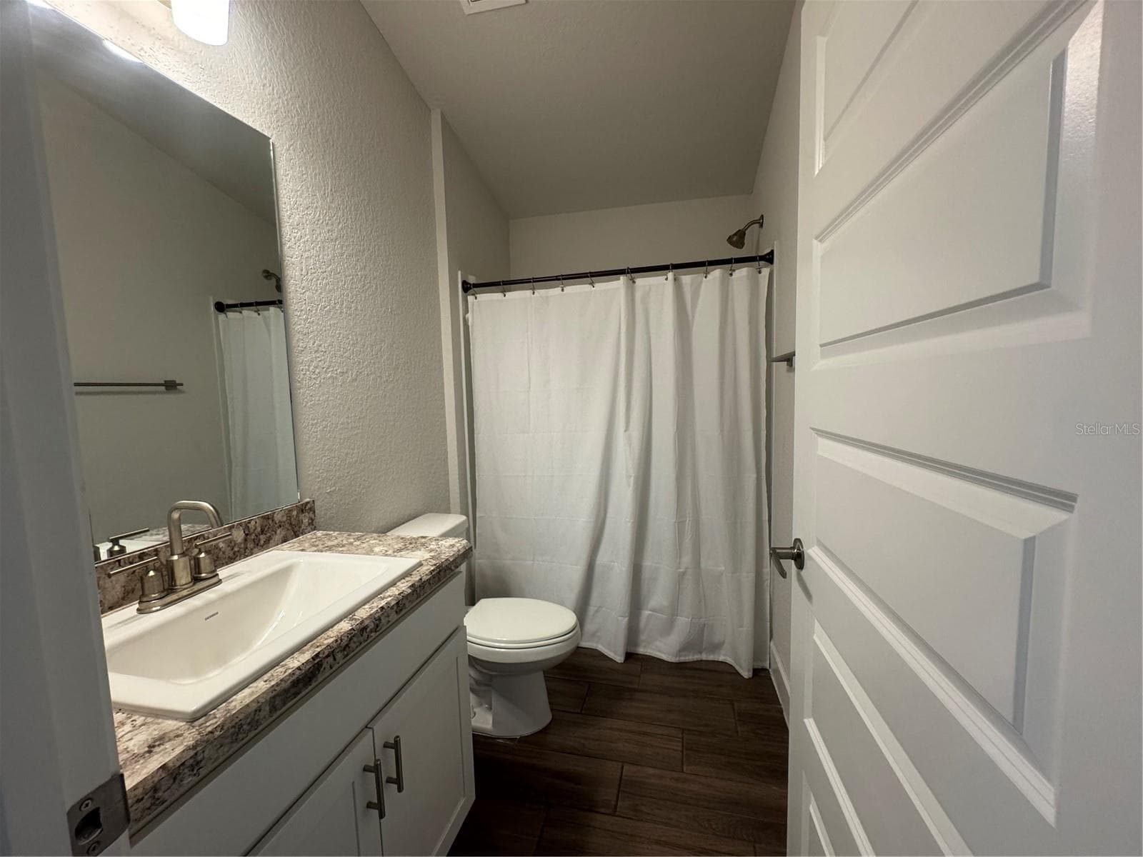 2nd bathroom - 187 NW 45TH LOOP, OCALA