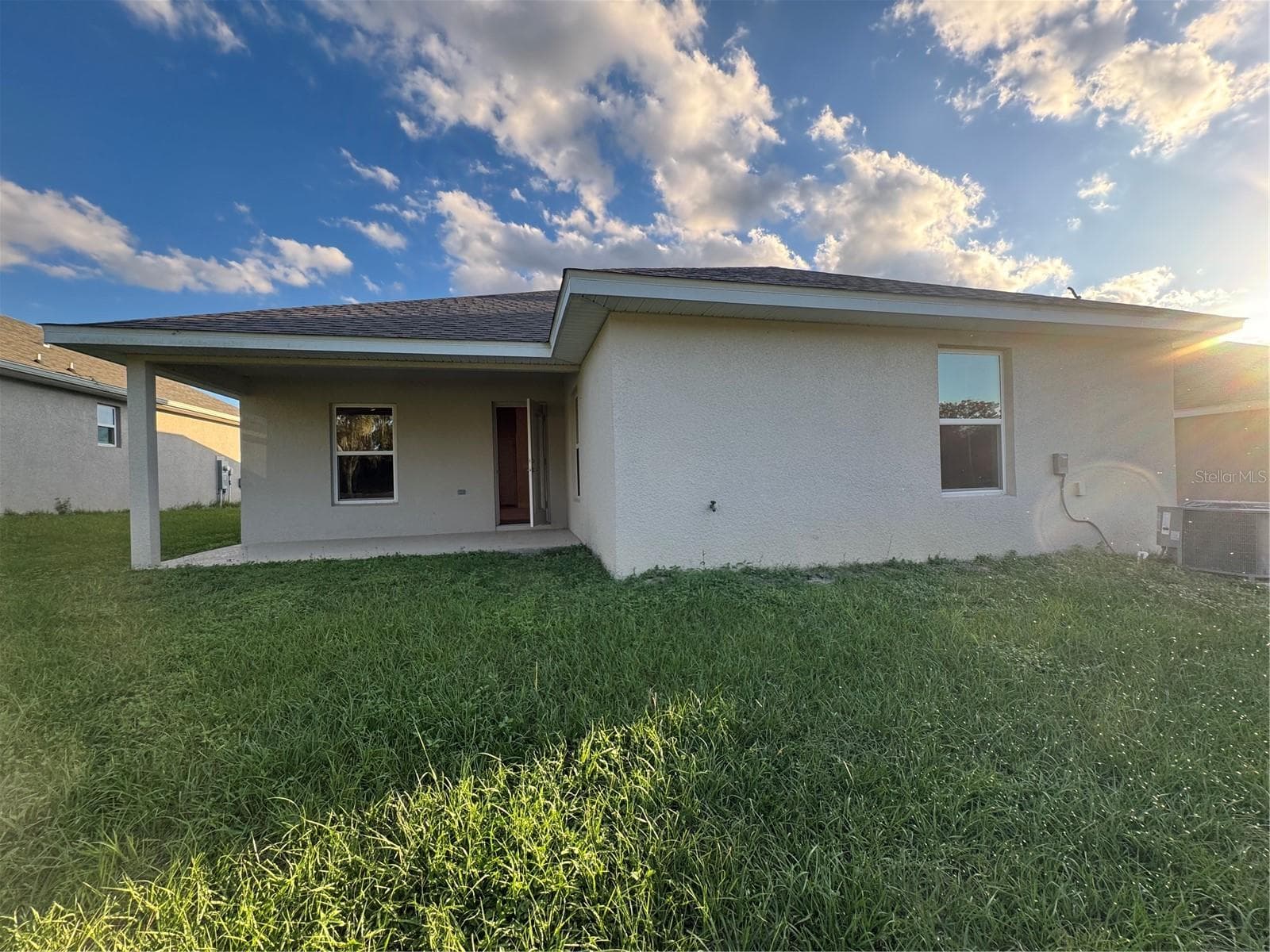 Back of the house - 187 NW 45TH LOOP, OCALA