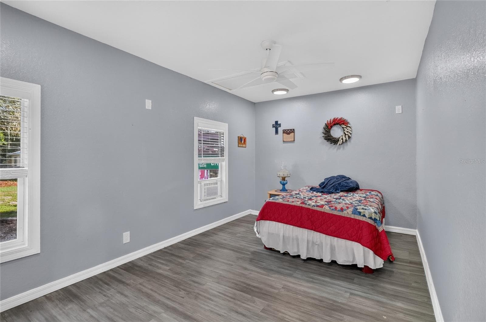 Guest cottage/office - 11717 E SALMON DR, FLORAL CITY