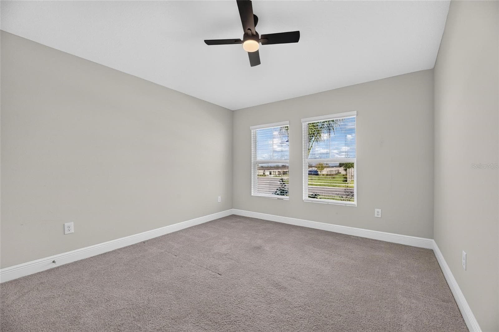 Single Family Residence at 31710 CHATEAU MANOR LANE, WESLEY CHAPEL, photo 10 of 99