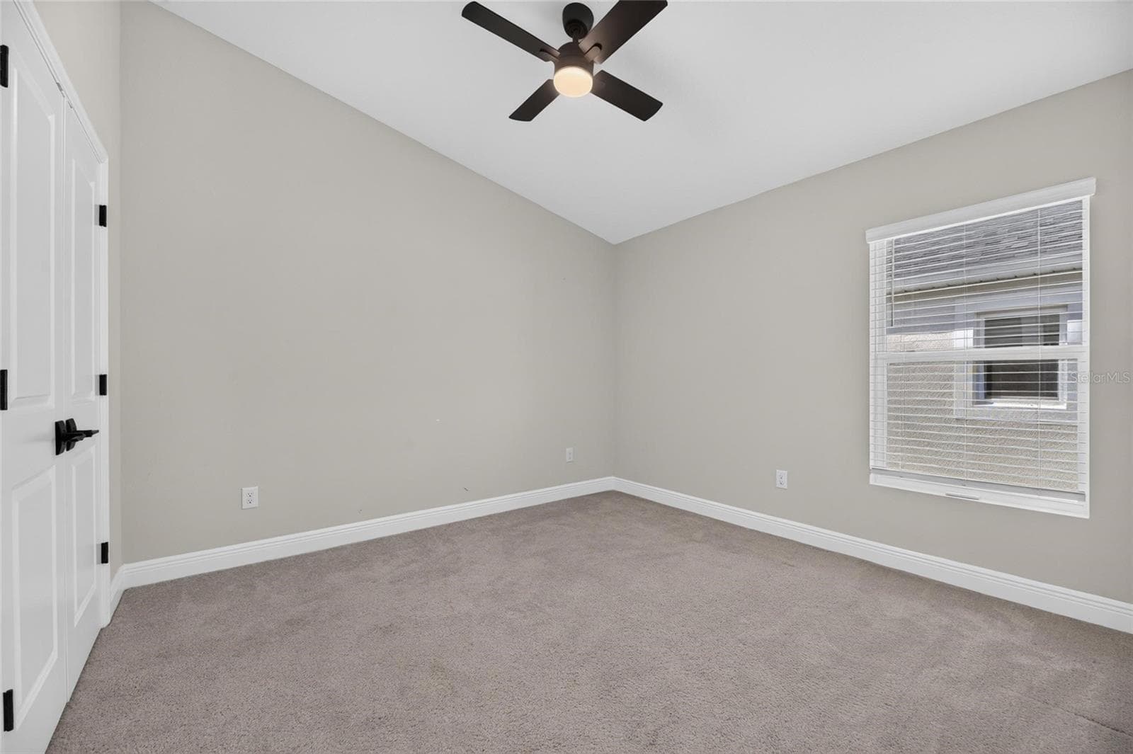 Single Family Residence at 31710 CHATEAU MANOR LANE, WESLEY CHAPEL, photo 11 of 99