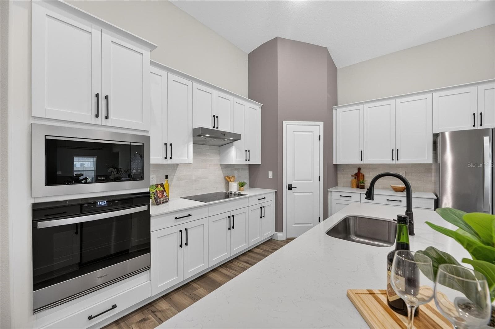 Single Family Residence at 31710 CHATEAU MANOR LANE, WESLEY CHAPEL, photo 18 of 99