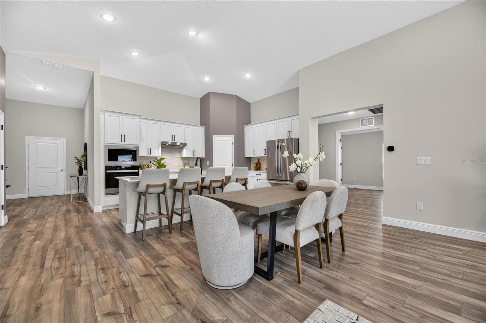 Single Family Residence at 31710 CHATEAU MANOR LANE, WESLEY CHAPEL, photo 20 of 99