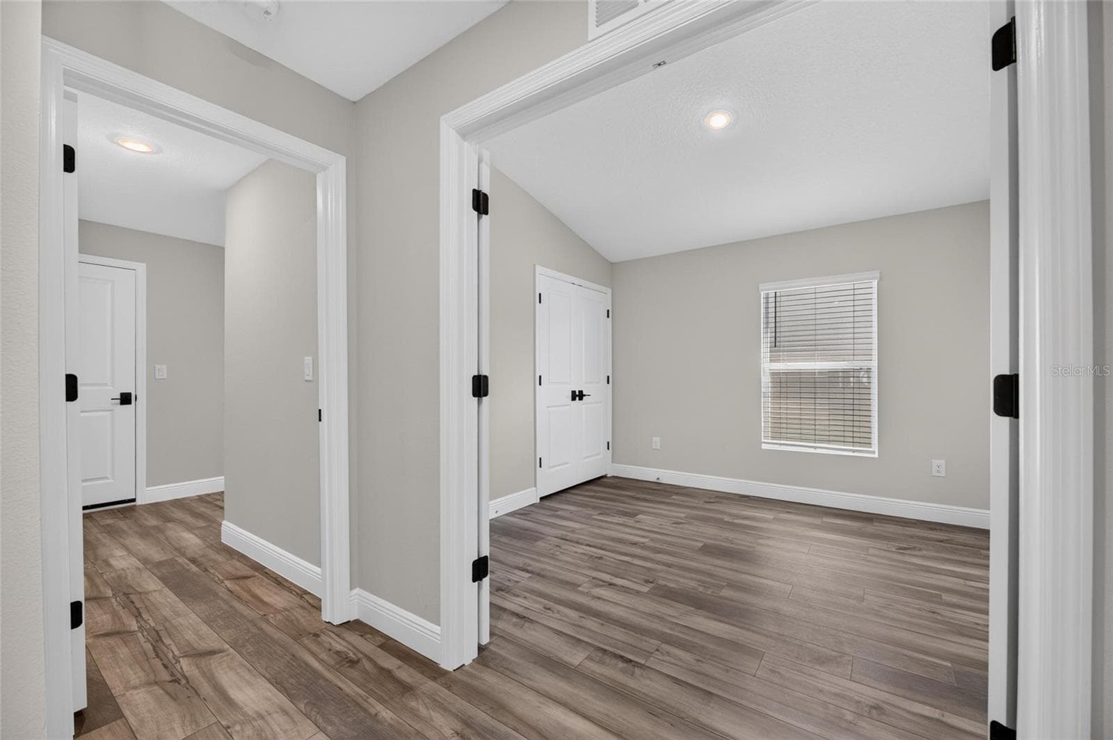 Single Family Residence at 31710 CHATEAU MANOR LANE, WESLEY CHAPEL, photo 31 of 99