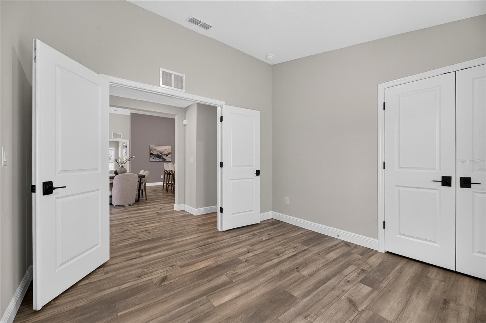 Single Family Residence at 31710 CHATEAU MANOR LANE, WESLEY CHAPEL, photo 32 of 99