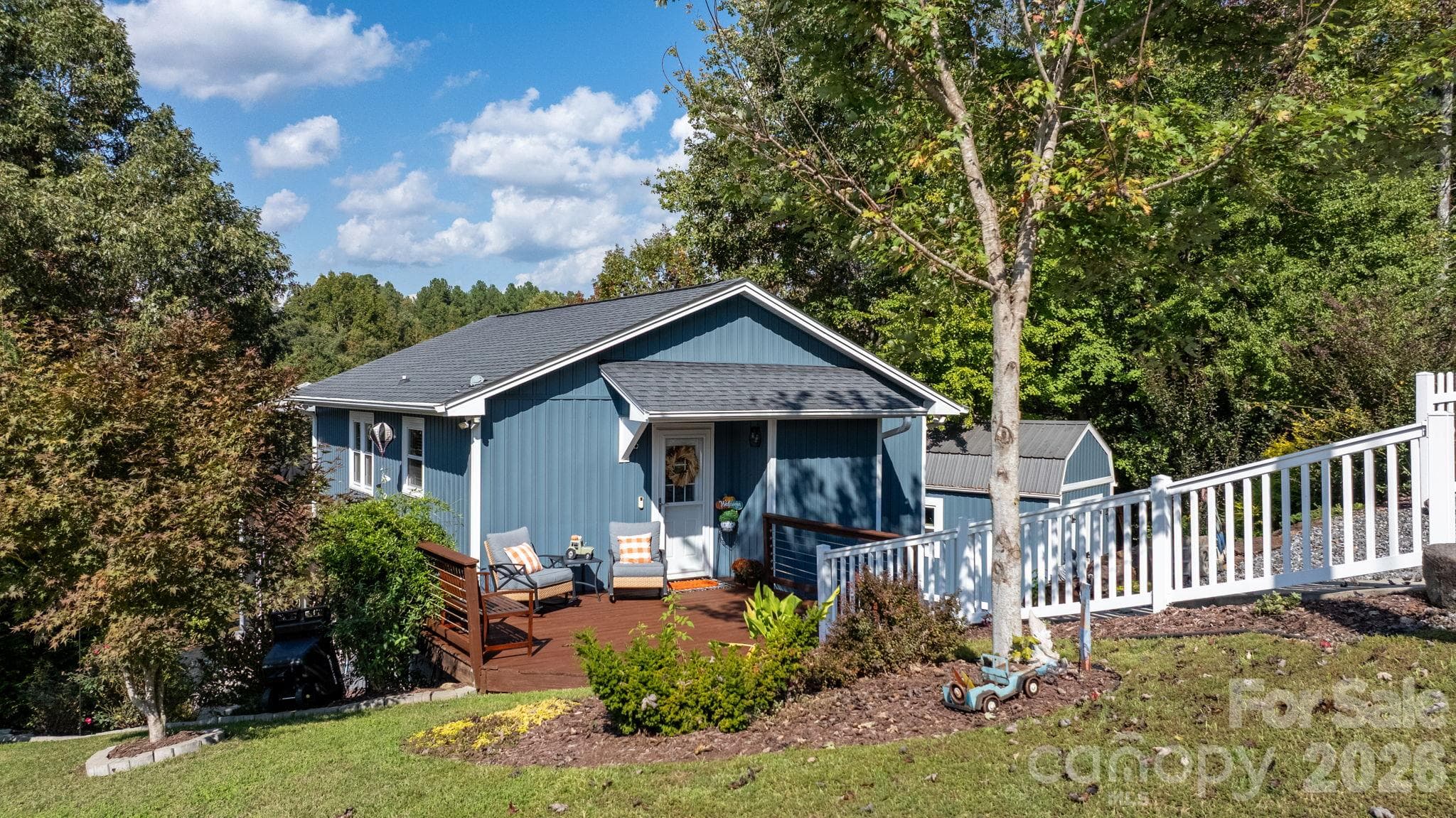 Single Family Residence at 291 N Hughes Boulevard, Hickory, photo 34 of 43
