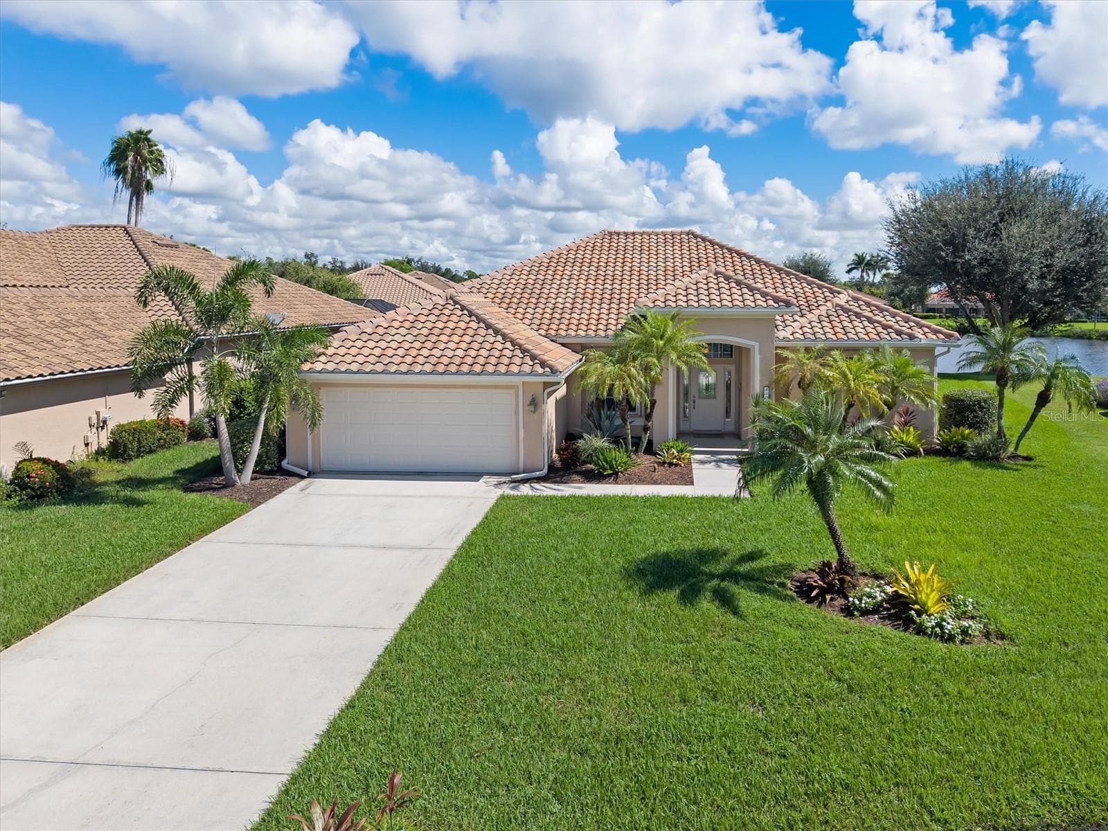 Front View - 4120 LAKES CT, PORT CHARLOTTE