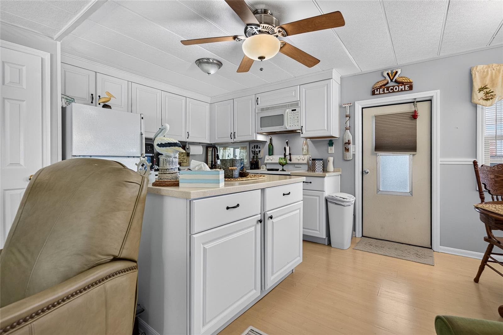 Mobile Home at 213 MANTUA DR, VENICE, photo 15 of 75
