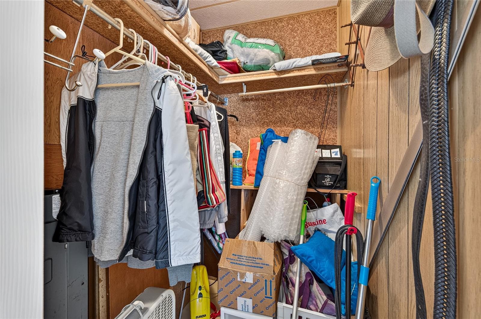 Mobile Home at 213 MANTUA DR, VENICE, photo 44 of 75