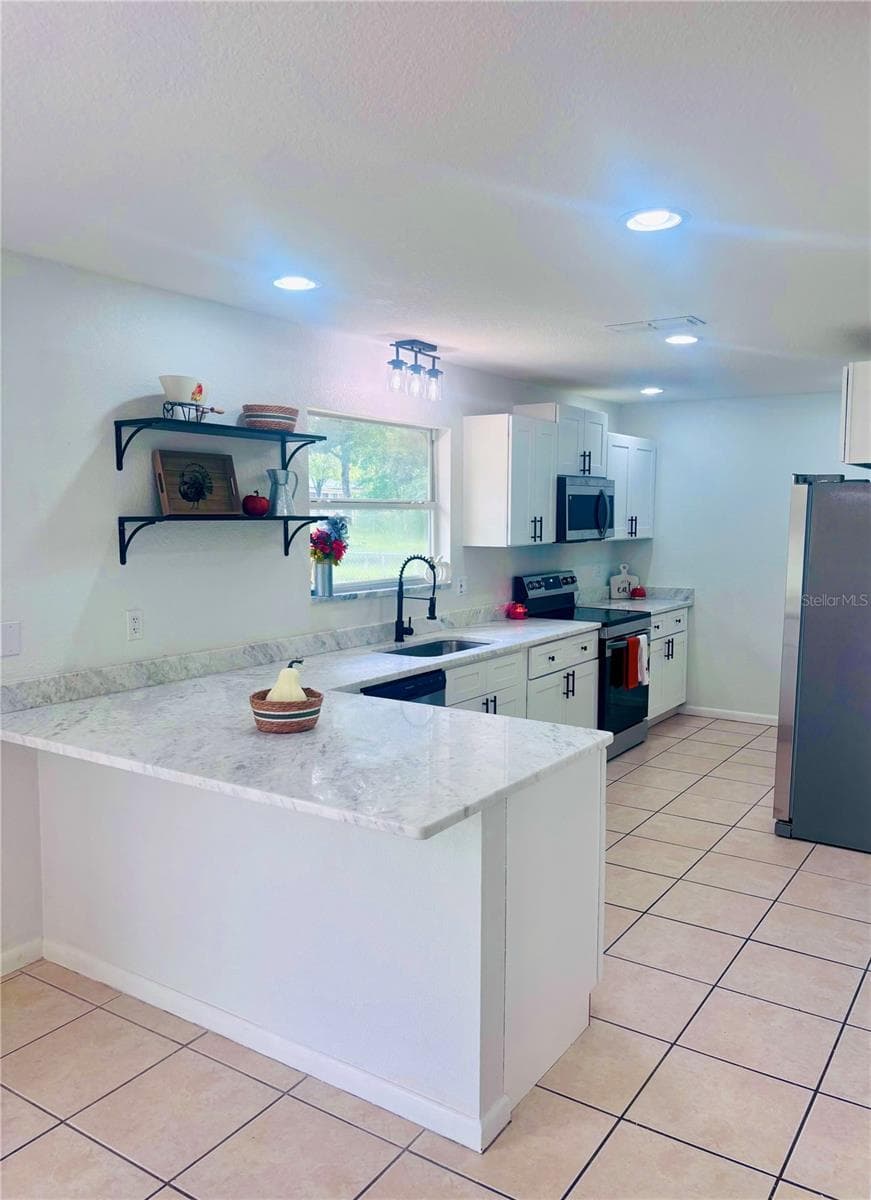 Single Family Residence at 30 SAPPHIRE WAY, OCALA, photo 12 of 33