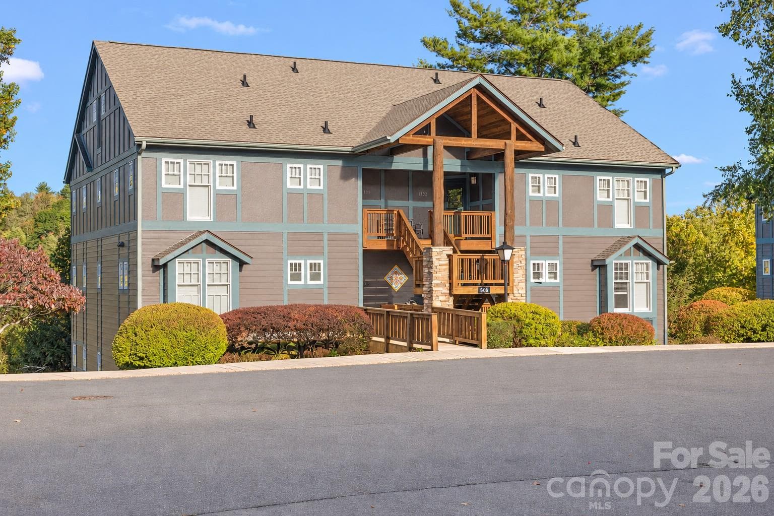 506 Peaceful Haven Drive