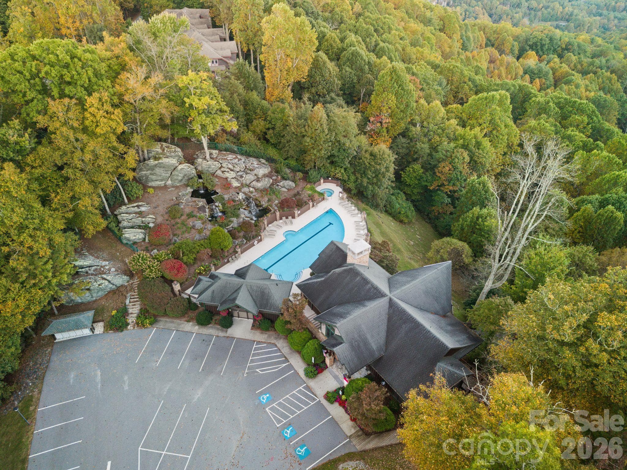 Condominium at 506 Peaceful Haven Drive, Boone, photo 27 of 35