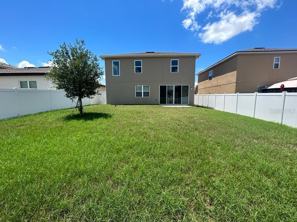 Single Family Residence at 680 MEADOW POINTE DR, HAINES CITY, photo 2 of 4