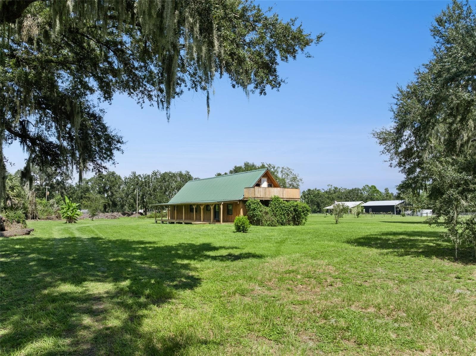 Single Family Residence at 1017 SLOANS RIDGE RD, GROVELAND, photo 42 of 48