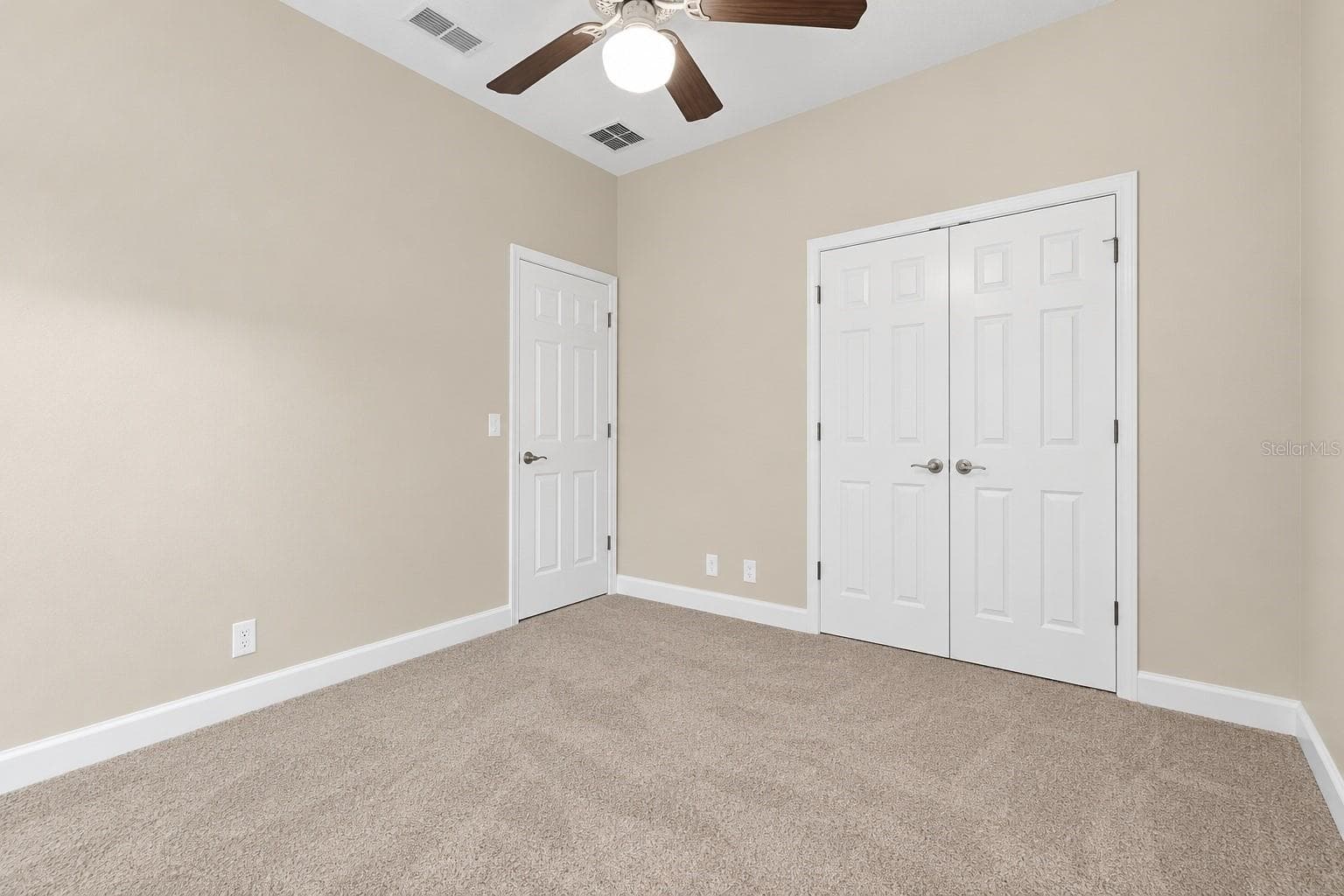 Single Family Residence at 1609 VICTORIA GARDENS DR, DELAND, photo 37 of 73