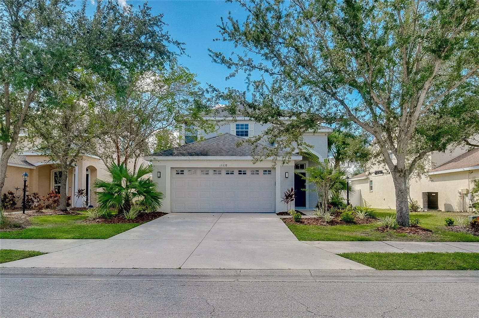 Single Family Residence at 15328 SKIP JACK LOOP, LAKEWOOD RANCH, photo 6 of 83