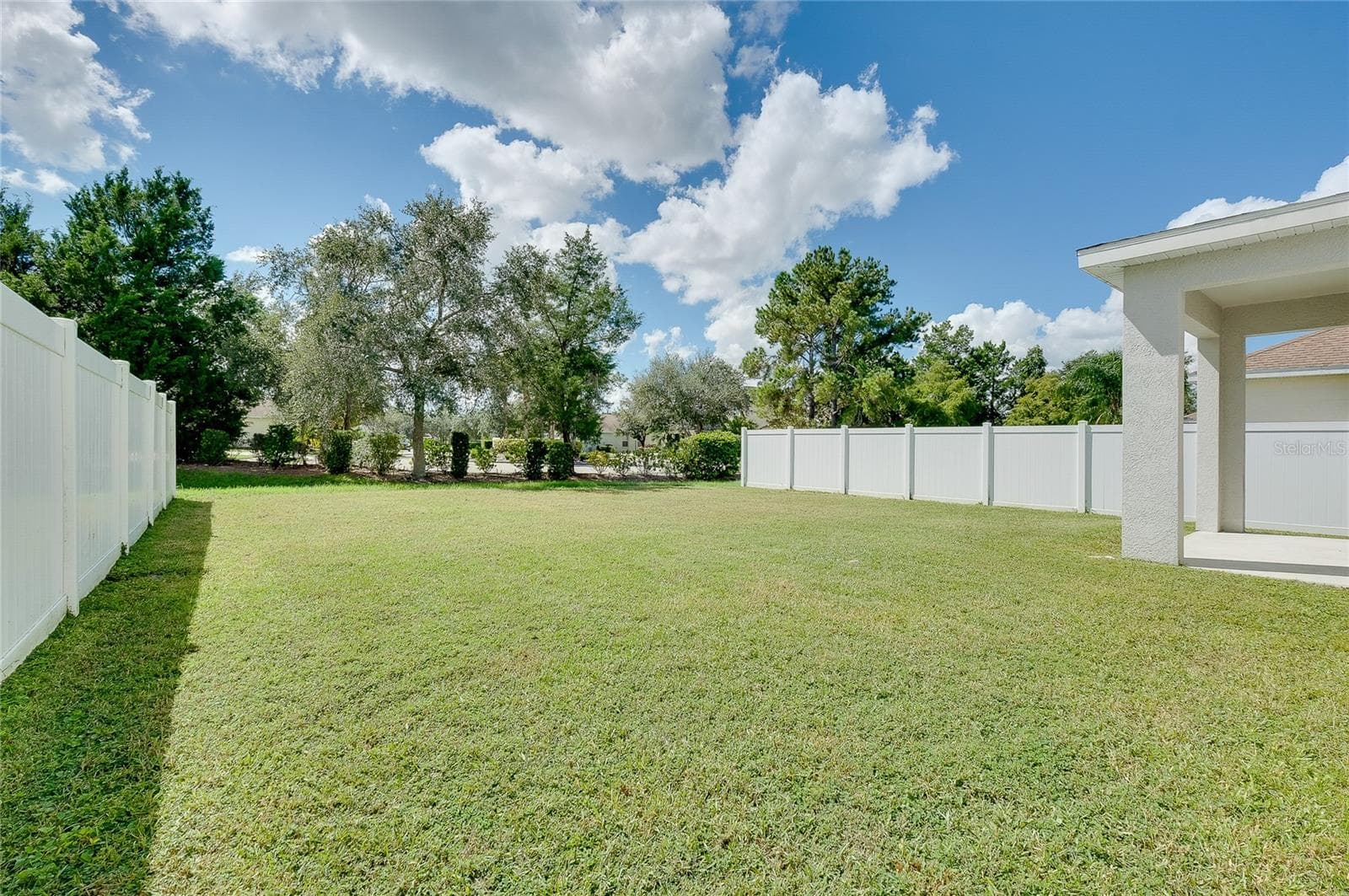 Single Family Residence at 15328 SKIP JACK LOOP, LAKEWOOD RANCH, photo 5 of 83