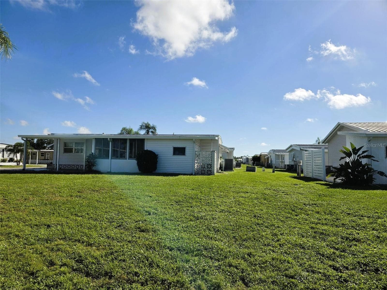 Mobile Home at 3308 OVER CUP OAK TER, SARASOTA, photo 5 of 36