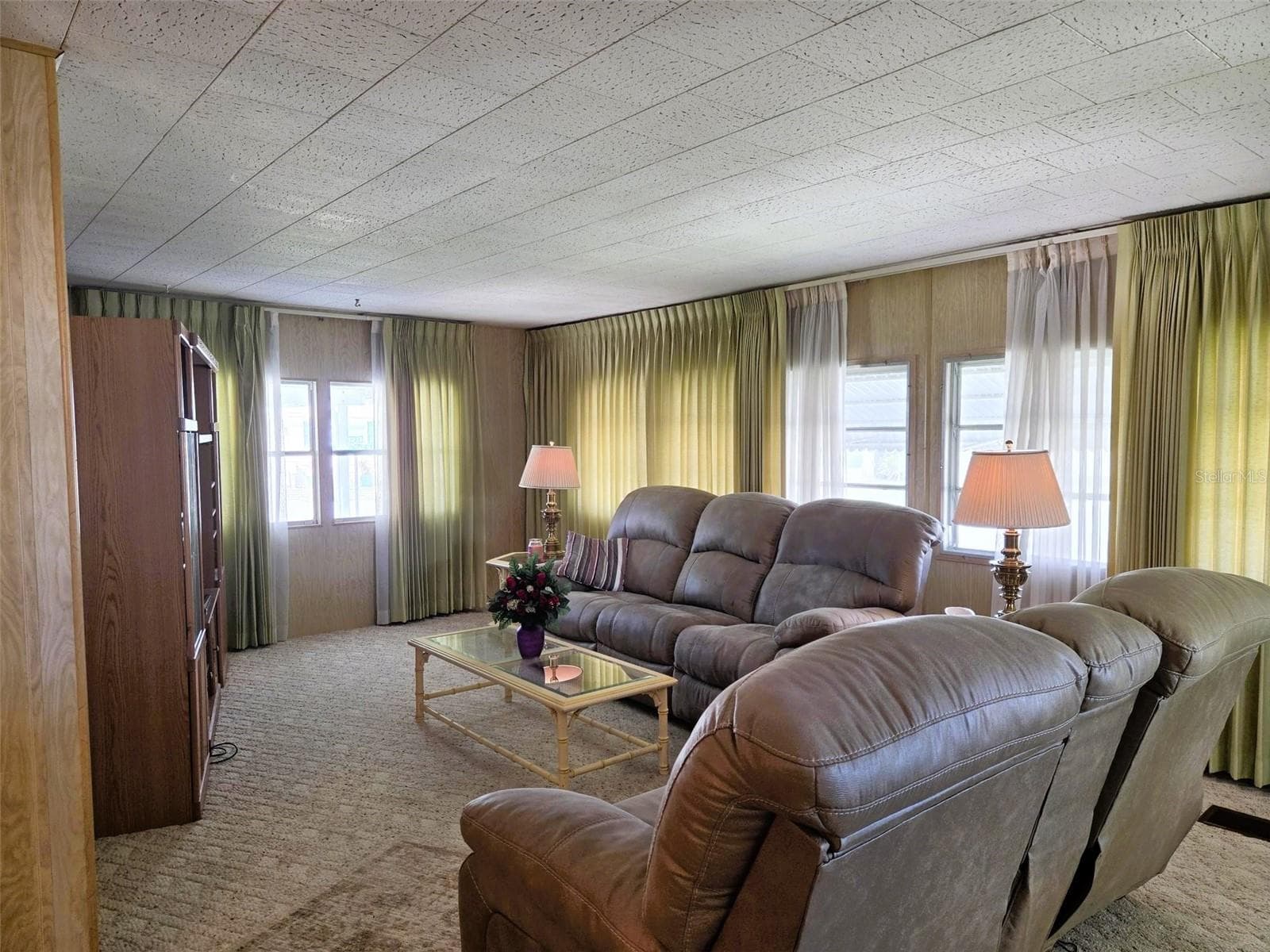 Living room with windows gallore - 3308 OVER CUP OAK TER, SARASOTA