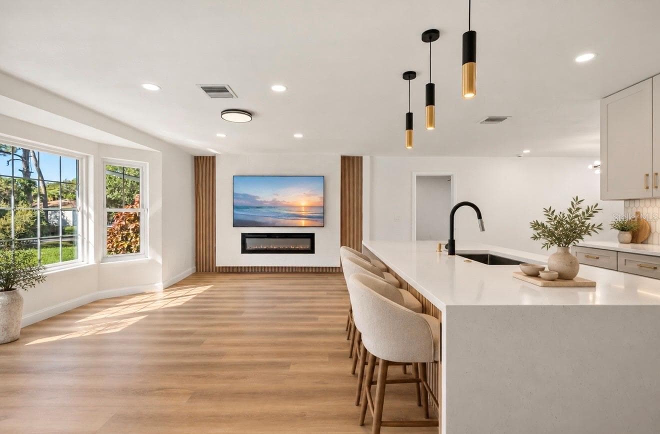 Single Family Residence at 616 BROWN RD, VENICE, photo 12 of 42
