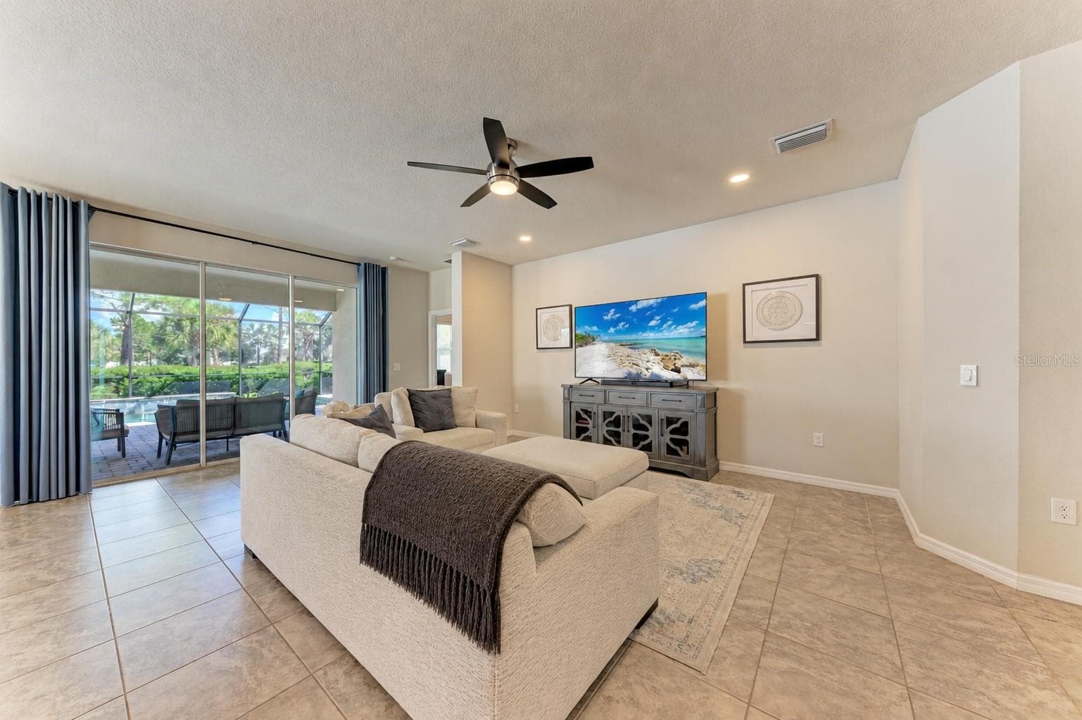 Single Family Residence at 119 BRILLIANT BLOOM CT, BRADENTON, photo 16 of 69