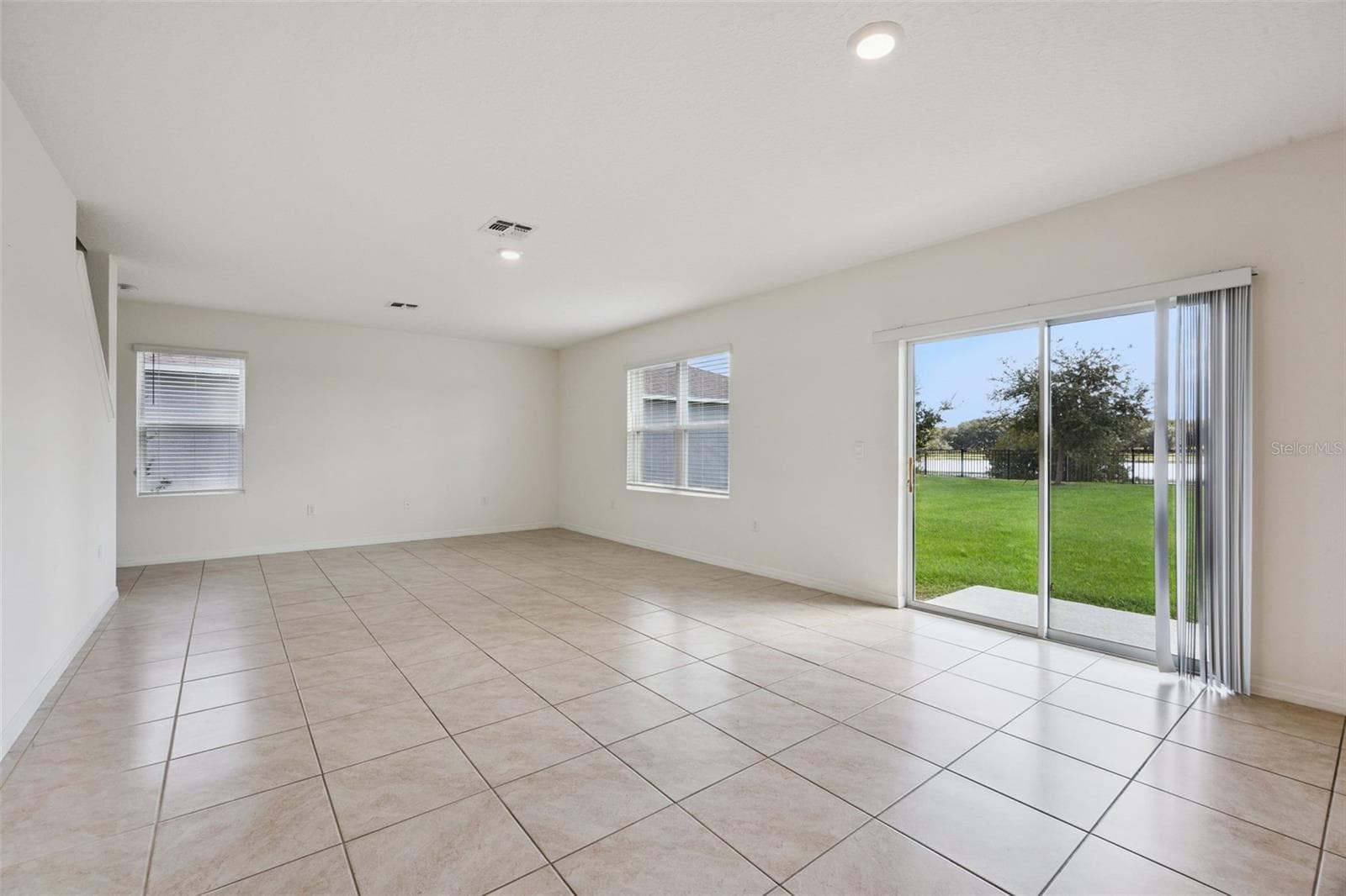 Single Family Residence at 1104 FOX PATH, DAVENPORT, photo 12 of 49
