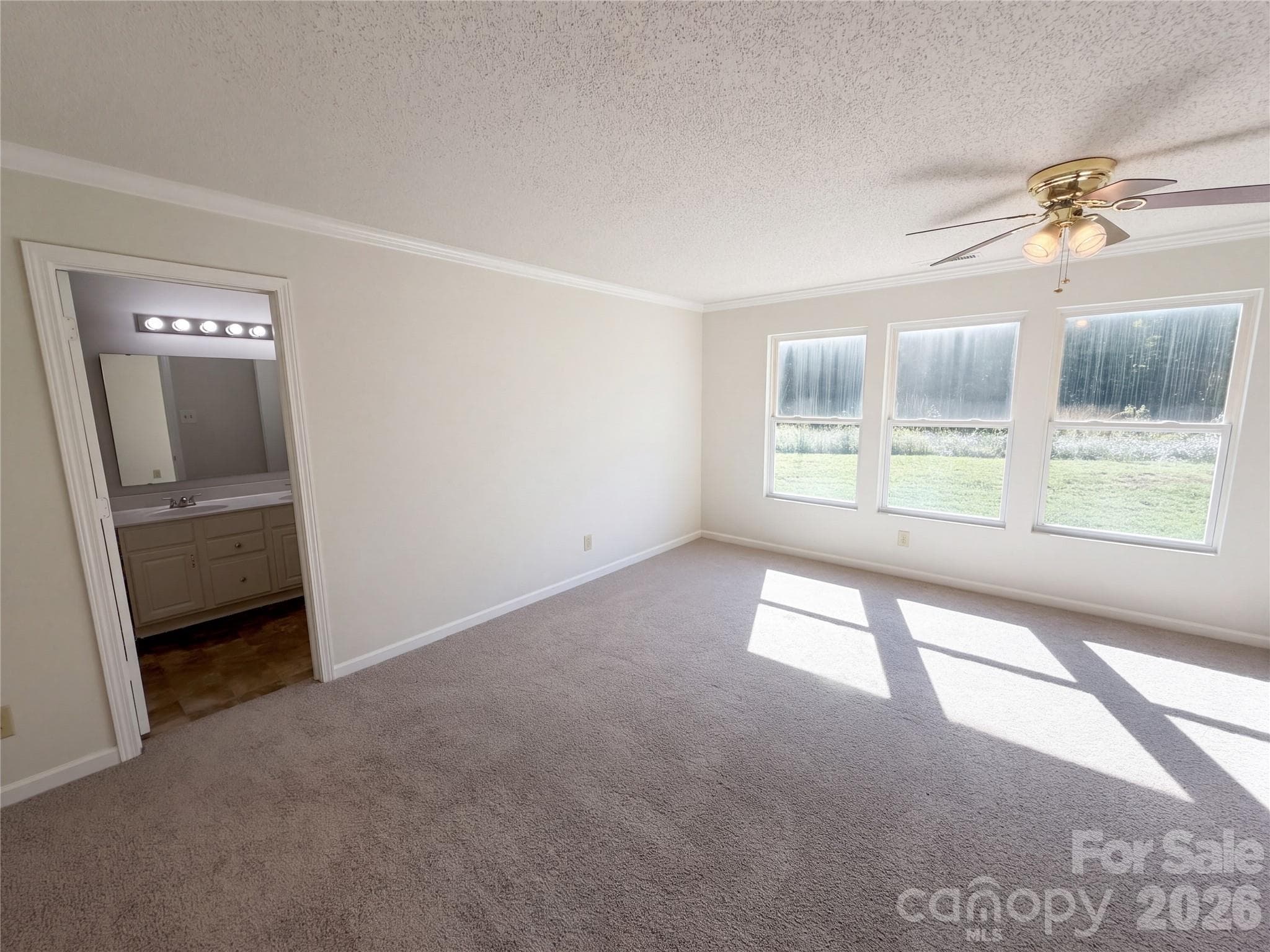 Single Family Residence at 6807 Wandering Creek Drive, Charlotte, photo 24 of 40