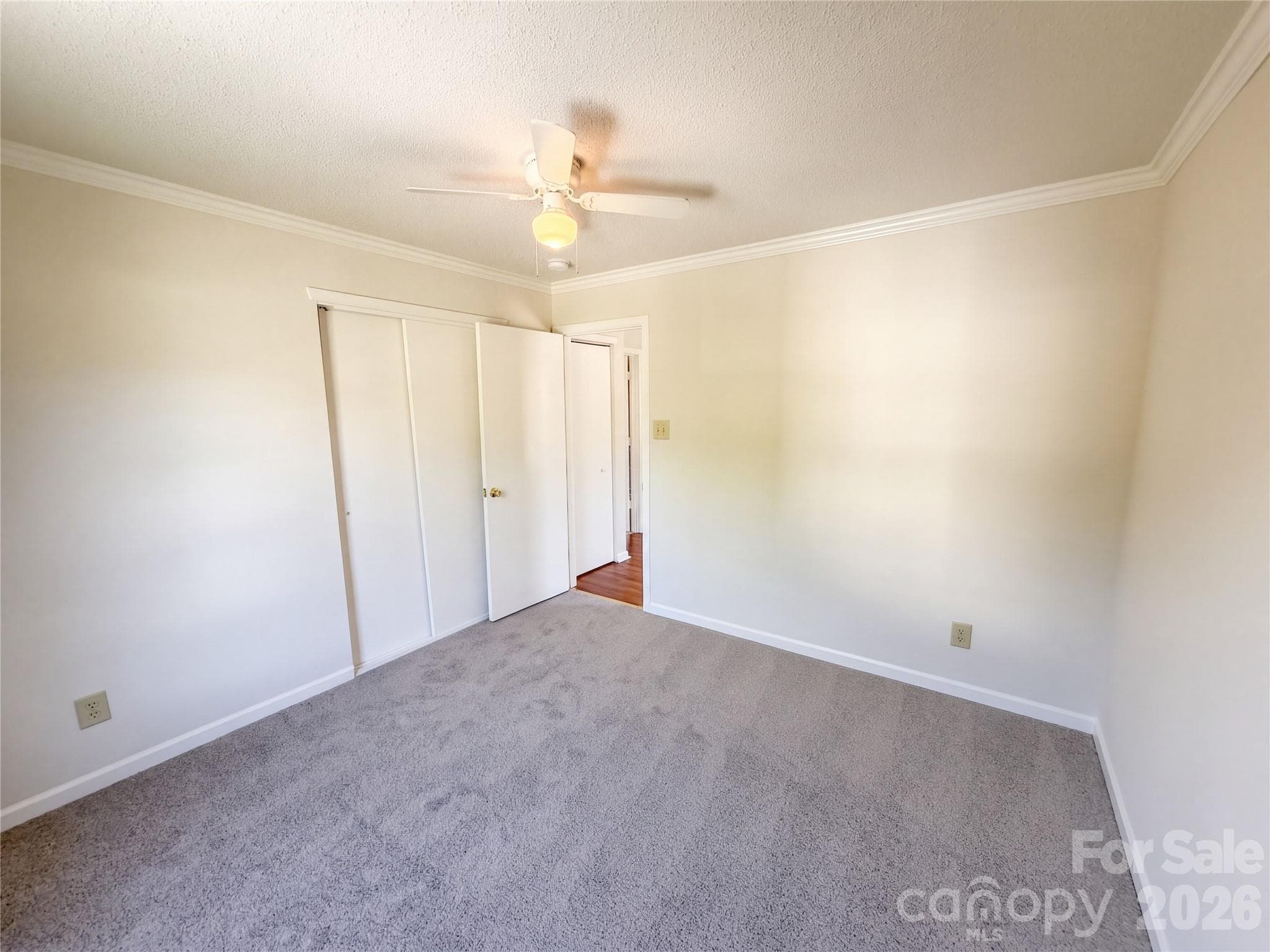 Single Family Residence at 6807 Wandering Creek Drive, Charlotte, photo 35 of 40