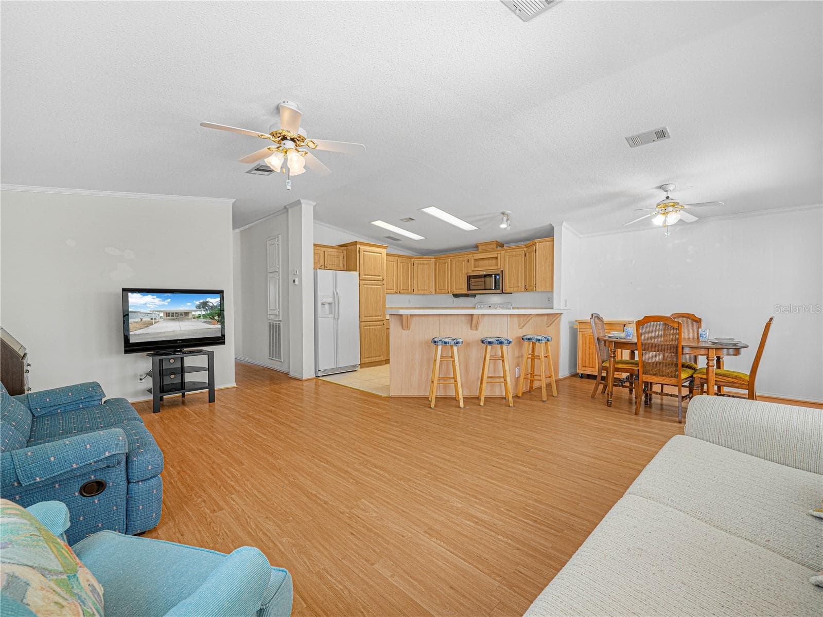 Manufactured Home at 58 SILVERSIDES ST, LAKE WALES, photo 10 of 48