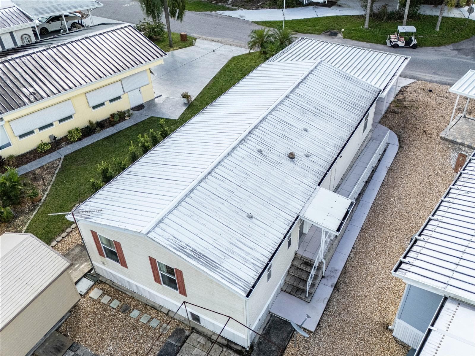 Manufactured Home at 58 SILVERSIDES ST, LAKE WALES, photo 31 of 48