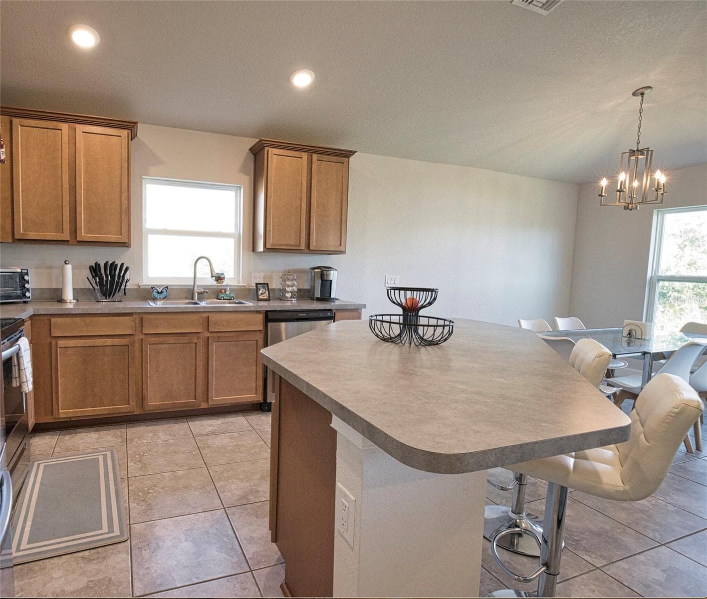 Single Family Residence at 14062 HOPEWELL AVE, PORT CHARLOTTE, photo 6 of 35