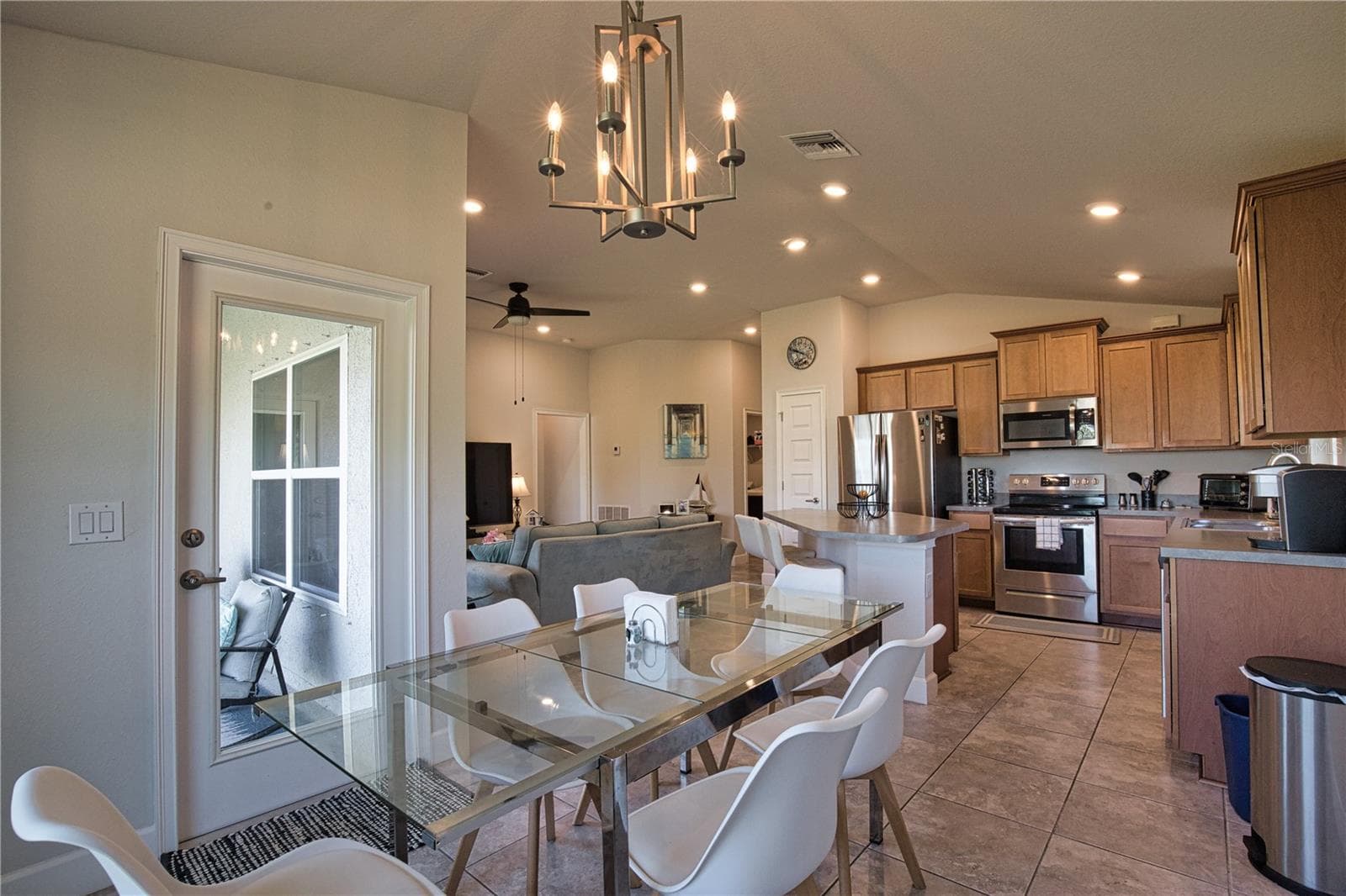 Single Family Residence at 14062 HOPEWELL AVE, PORT CHARLOTTE, photo 7 of 35