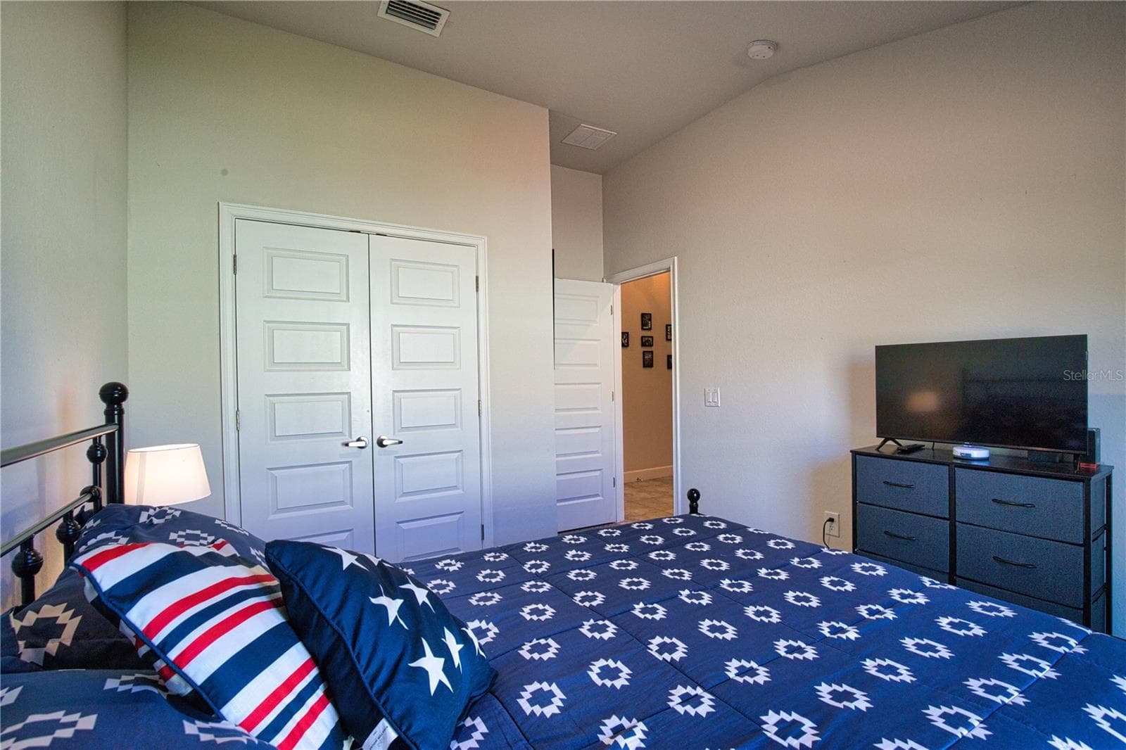 Single Family Residence at 14062 HOPEWELL AVE, PORT CHARLOTTE, photo 15 of 35