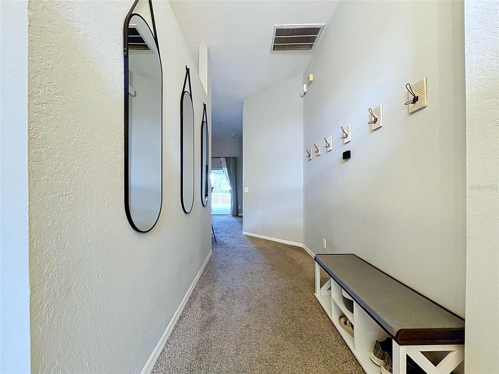 Single Family Residence at 11607 MOUNTAIN BAY DR, RIVERVIEW, photo 11 of 97