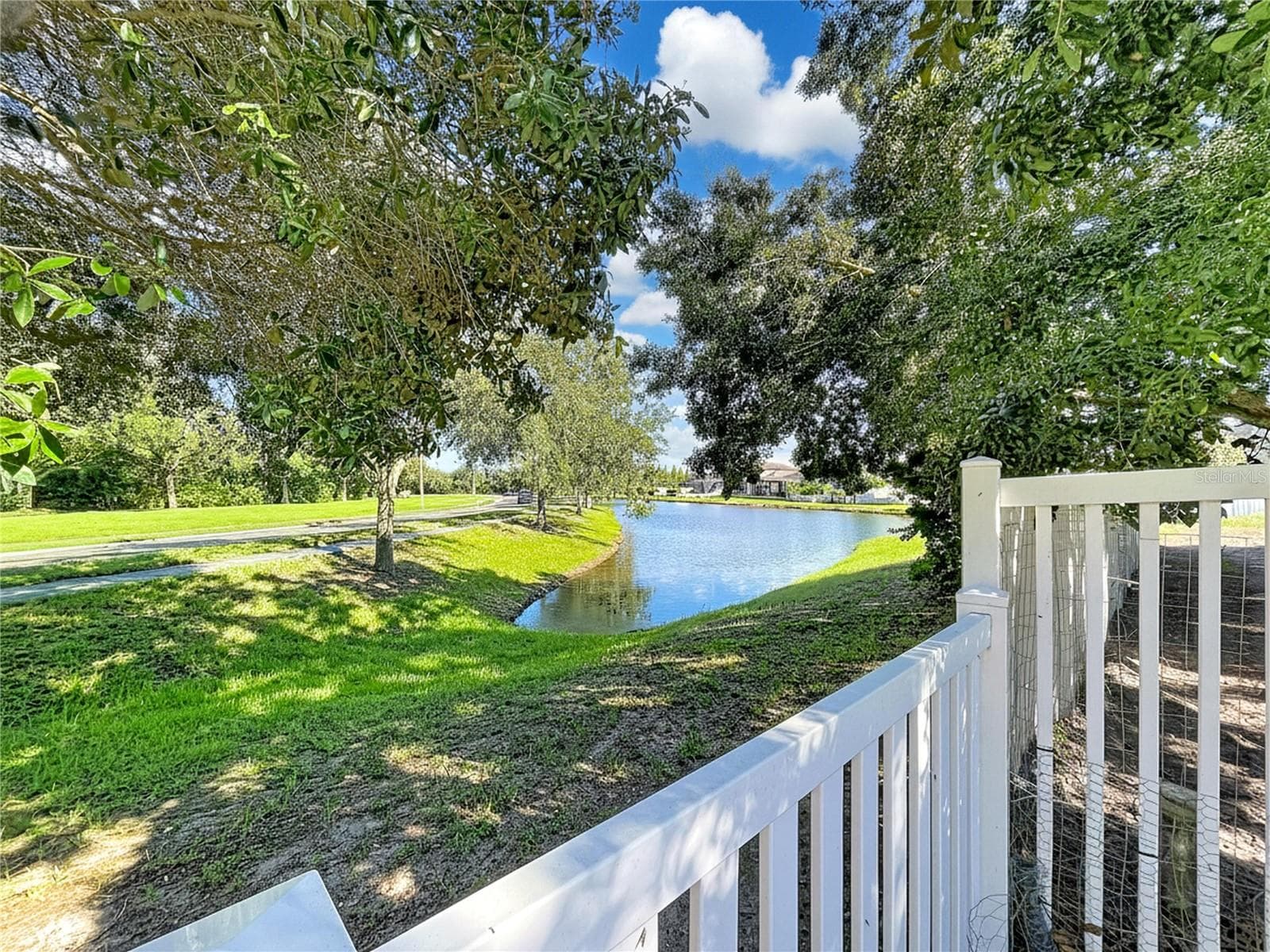 Single Family Residence at 11607 MOUNTAIN BAY DR, RIVERVIEW, photo 58 of 97