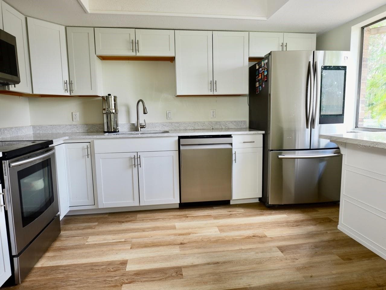 Townhouse at 427 OAK HAVEN DR, ALTAMONTE SPRINGS, photo 12 of 31