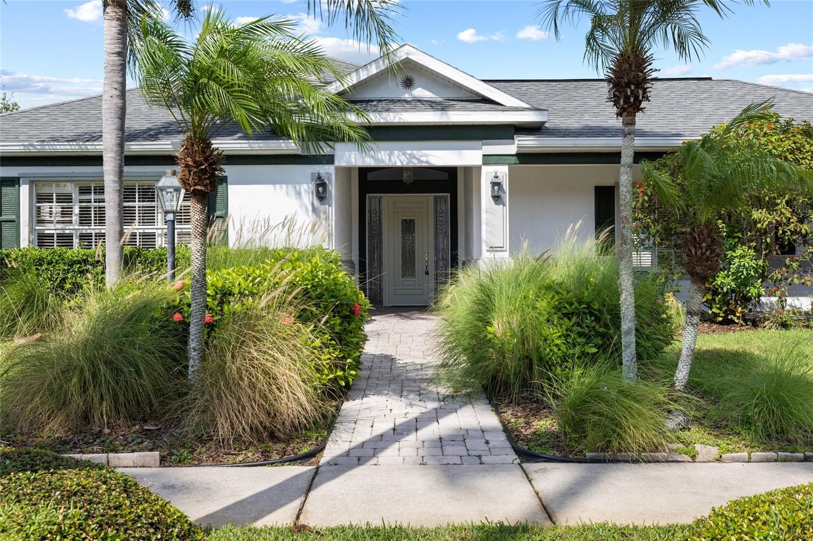 Single Family Residence at 12009 BREWSTER DR, TAMPA, photo 4 of 61