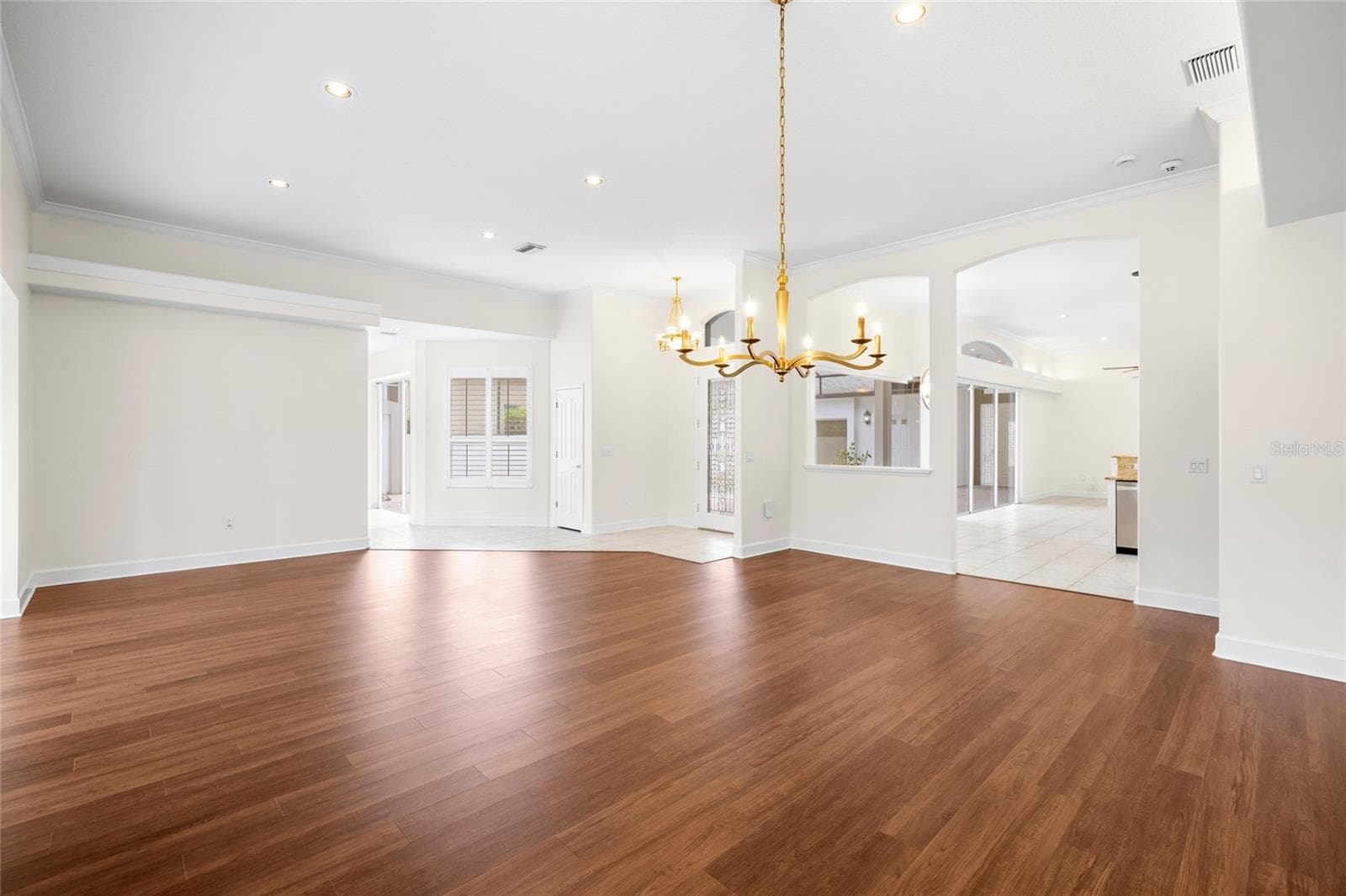 Single Family Residence at 12009 BREWSTER DR, TAMPA, photo 18 of 61