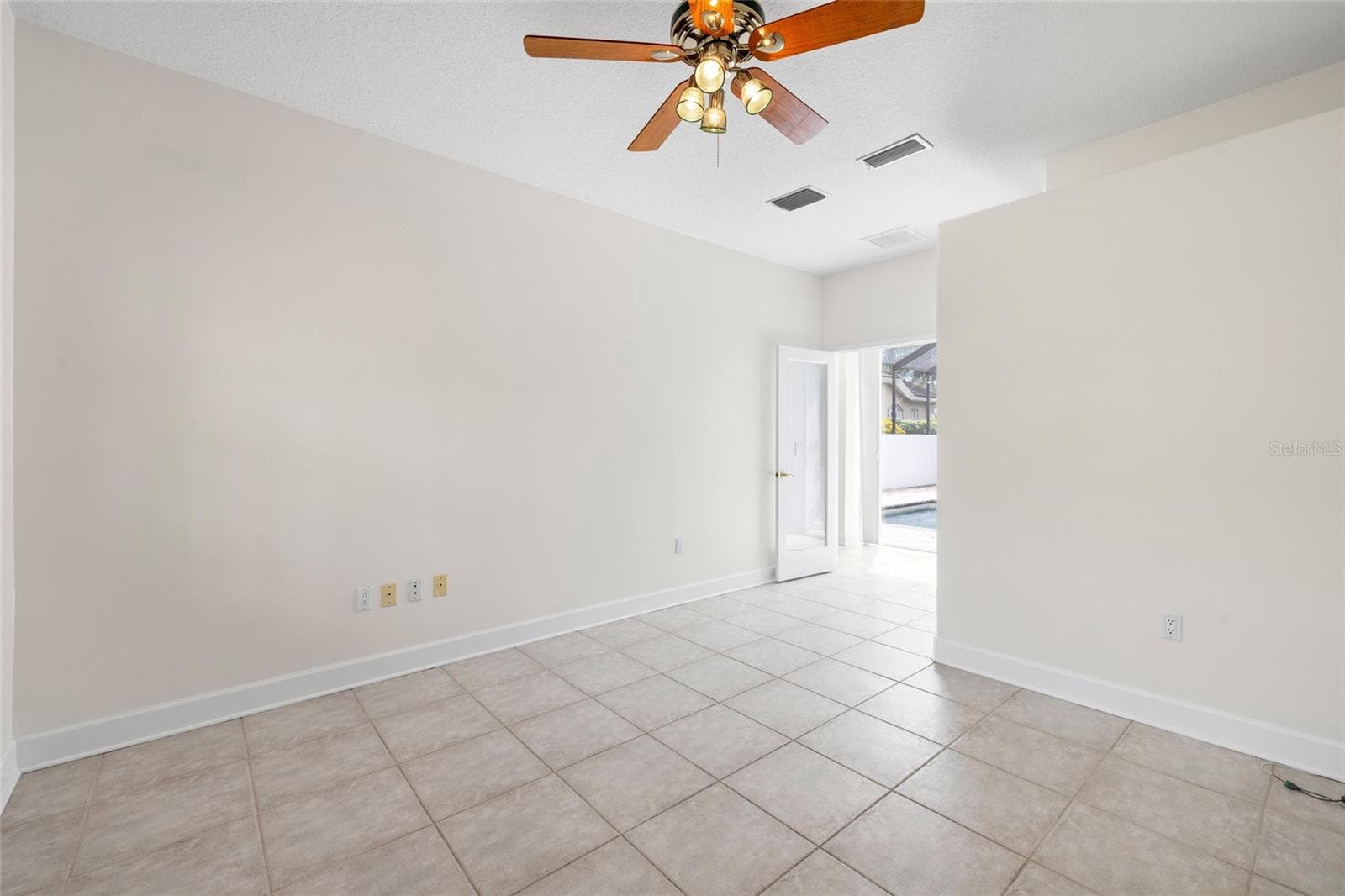 Single Family Residence at 12009 BREWSTER DR, TAMPA, photo 41 of 61