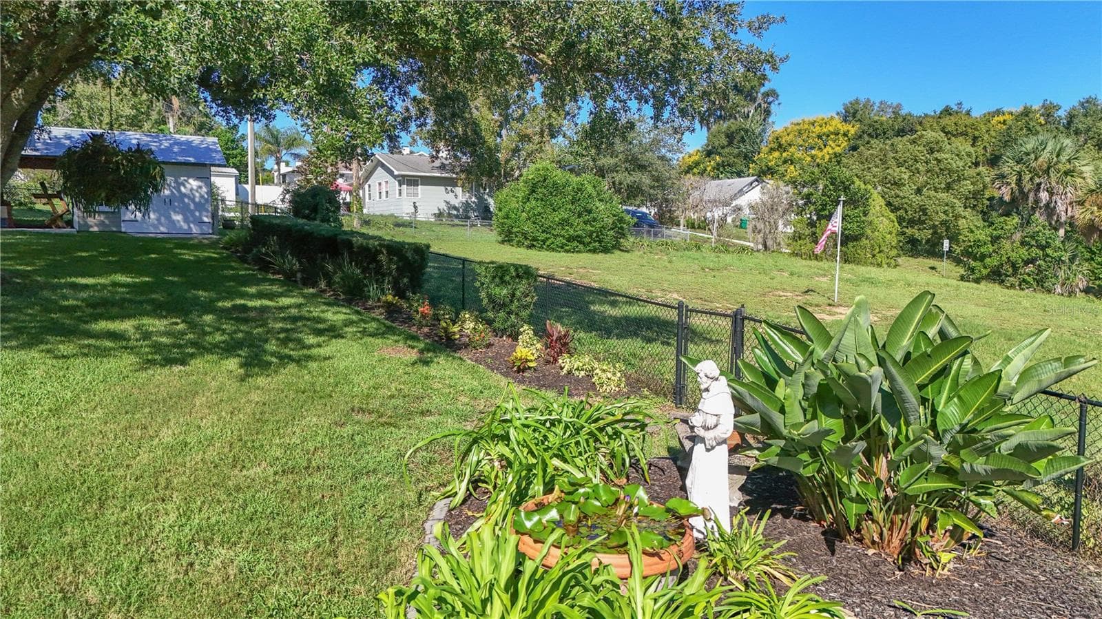 Single Family Residence at 555 AMBASSADOR AVE, EUSTIS, photo 69 of 78